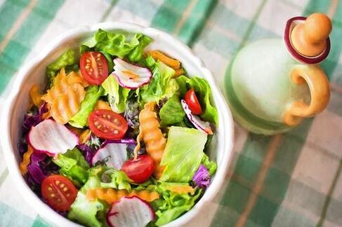 salad ng gulay sa keto diet